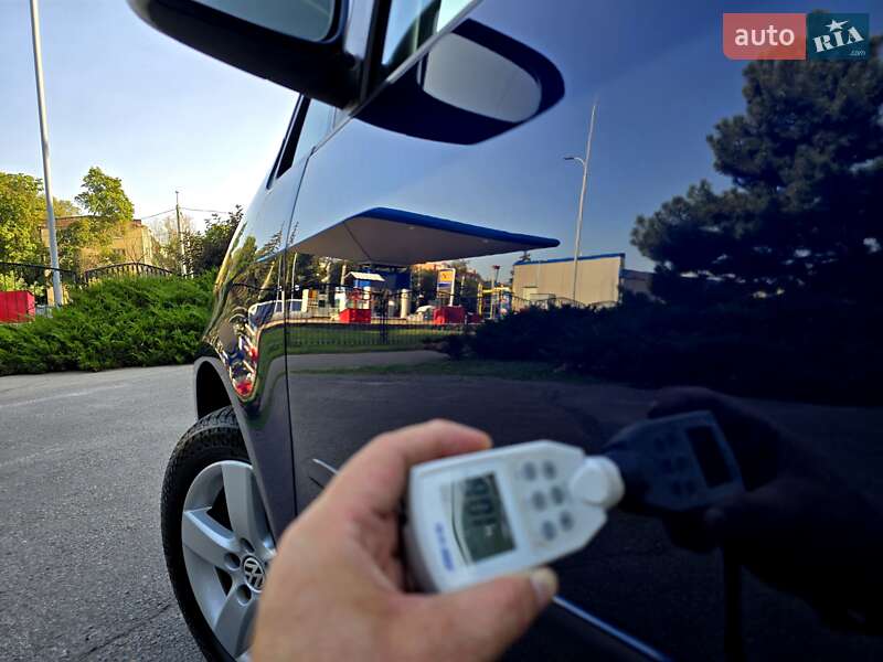 Мінівен Volkswagen Touran 2009 в Полтаві