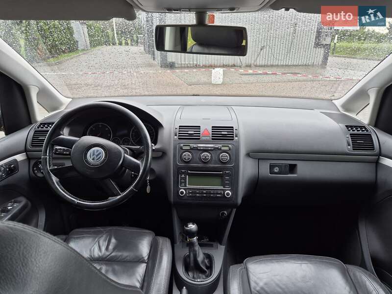 Volkswagen Touran 2005