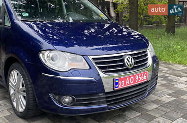 Мінівен Volkswagen Touran 2010 в Вознесенську