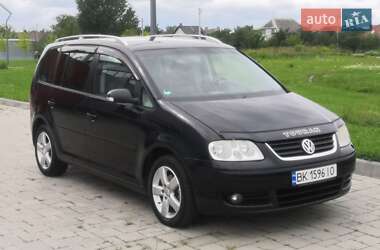 Минивэн Volkswagen Touran 2006 в Здолбунове