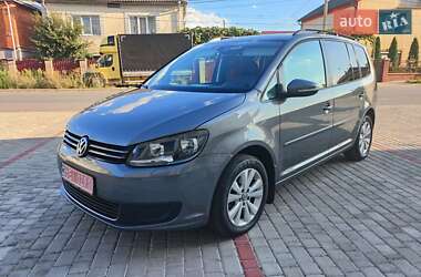 Мінівен Volkswagen Touran 2011 в Виноградові