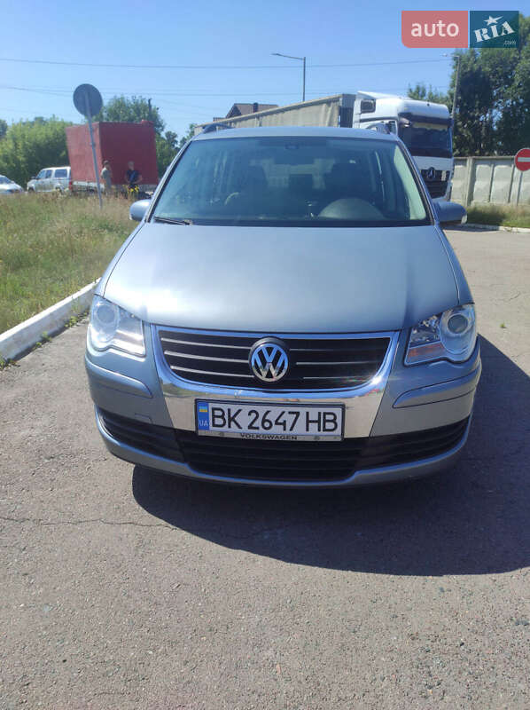 Volkswagen Touran 2009