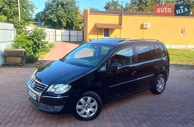 Мінівен Volkswagen Touran 2007 в Миргороді