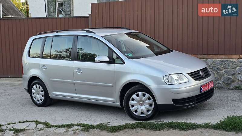 Минивэн Volkswagen Touran 2006 в Полтаве