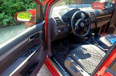 Минивэн Volkswagen Touran 2004 в Днепре