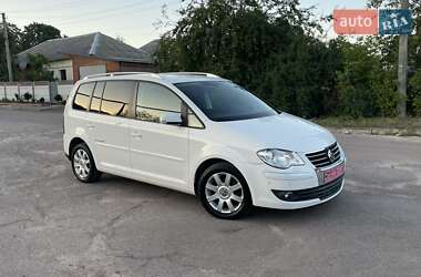 Мінівен Volkswagen Touran 2010 в Коростені