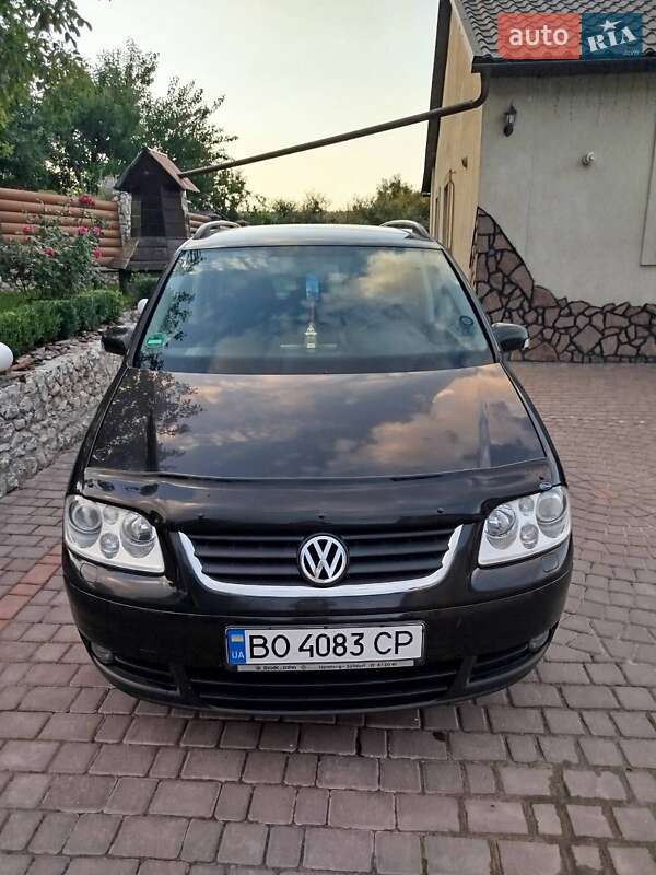 Volkswagen Touran 2003