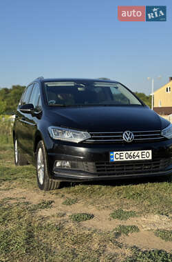 Мікровен Volkswagen Touran 2017 в Чернівцях