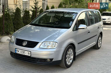 Мінівен Volkswagen Touran 2003 в Львові