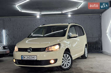 Мінівен Volkswagen Touran 2011 в Кременці