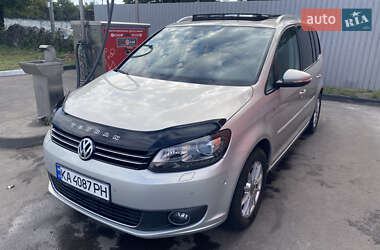 Минивэн Volkswagen Touran 2012 в Киеве