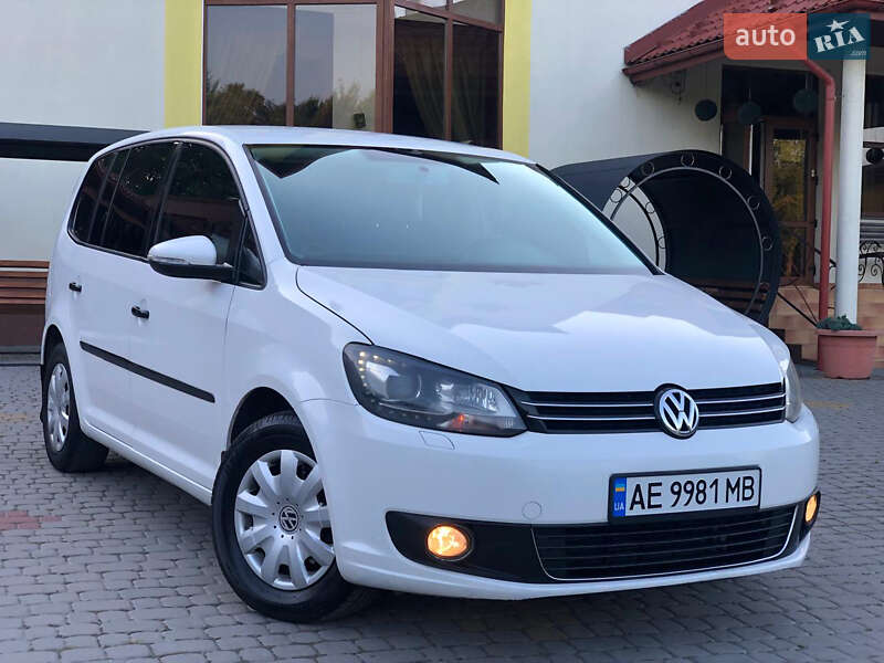 Volkswagen Touran 2011
