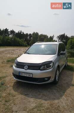 Мінівен Volkswagen Touran 2012 в Сумах