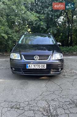 Мінівен Volkswagen Touran 2005 в Києві