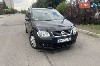 Минивэн Volkswagen Touran 2005 в Киеве
