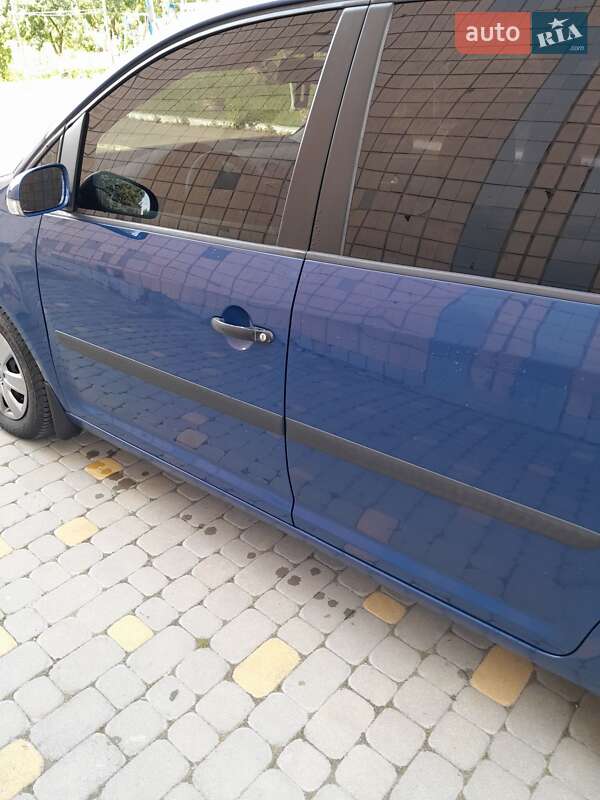 Минивэн Volkswagen Touran 2004 в Тернополе