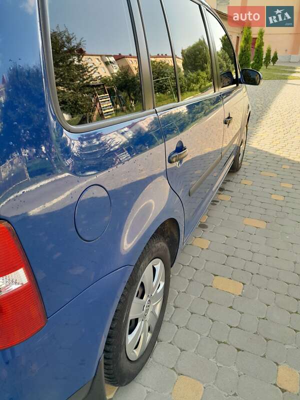 Минивэн Volkswagen Touran 2004 в Тернополе