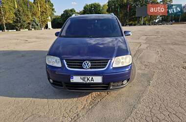 Минивэн Volkswagen Touran 2004 в Лозовой