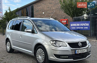 Мінівен Volkswagen Touran 2008 в Вінниці