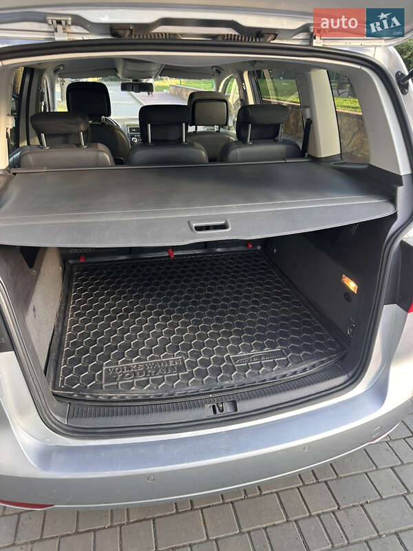 Мінівен Volkswagen Touran 2013 в Могилів-Подільському