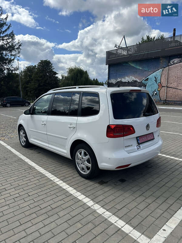 Минивэн Volkswagen Touran 2013 в Луцке