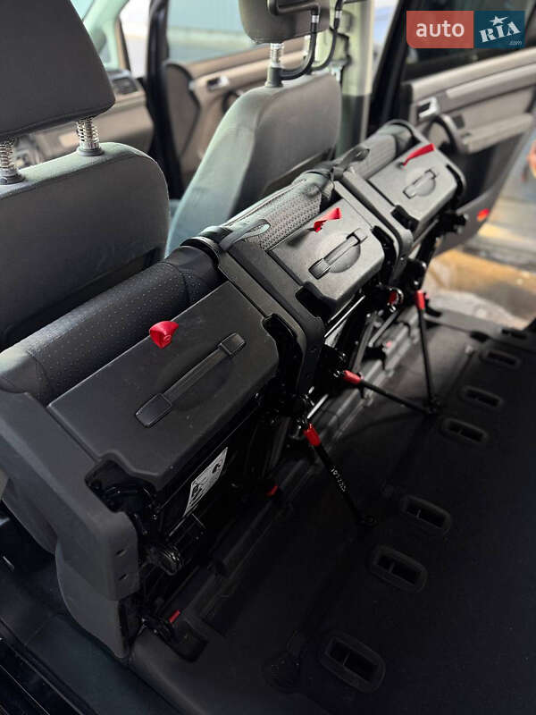 Минивэн Volkswagen Touran 2003 в Киеве фото 16 Минивэн Volkswagen Touran 2003 в Киеве