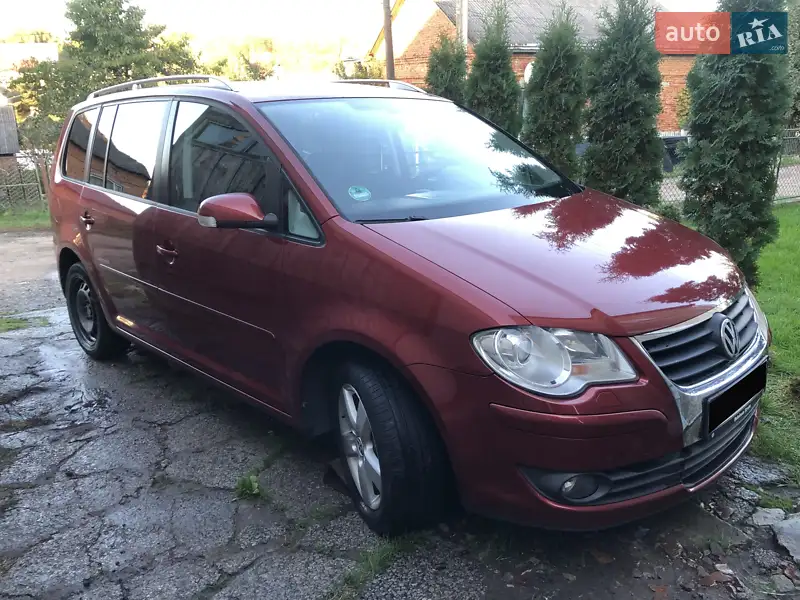 Volkswagen Touran
