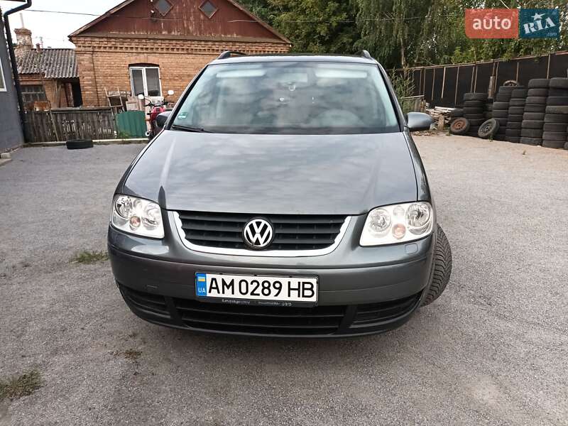 Мінівен Volkswagen Touran 2006 в Бердичеві фото 10 Мінівен Volkswagen Touran 2006 в Бердичеві