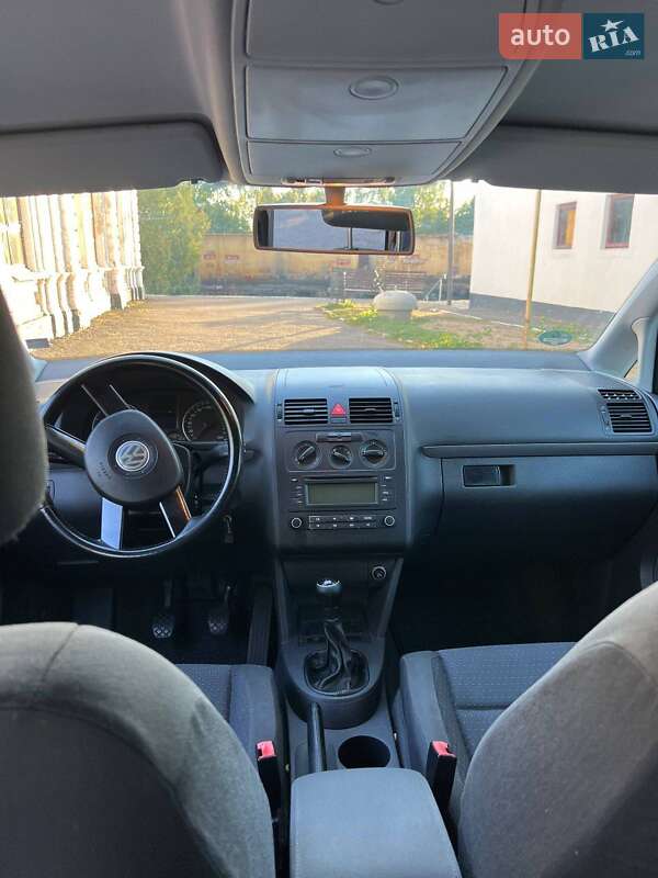 Мінівен Volkswagen Touran 2003 в Хоролі