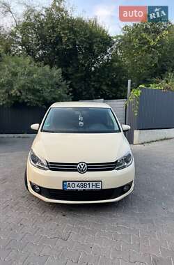 Минивэн Volkswagen Touran 2015 в Ужгороде