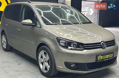 Мінівен Volkswagen Touran 2014 в Чернівцях
