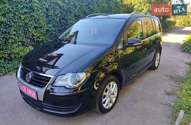 Мінівен Volkswagen Touran 2010 в Черкасах