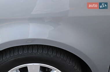 Минивэн Volkswagen Touran 2009 в 