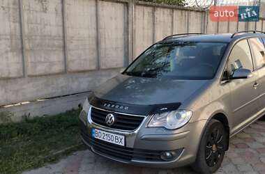 Мінівен Volkswagen Touran 2008 в Тернополі