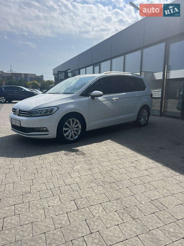 Микровэн Volkswagen Touran 2017 в Ужгороде фото 7 Микровэн Volkswagen Touran 2017 в Ужгороде
