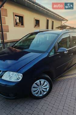 Мінівен Volkswagen Touran 2004 в Луцьку