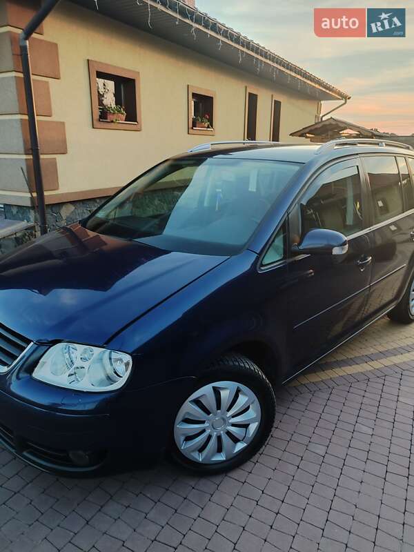 Volkswagen Touran 2004