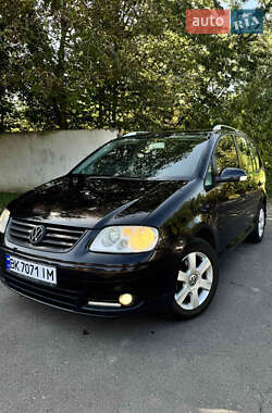 Минивэн Volkswagen Touran 2003 в Ровно