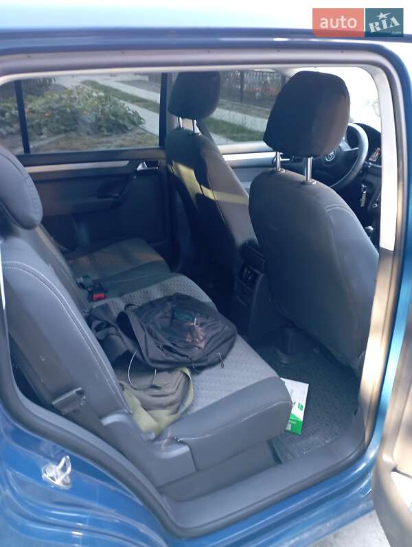 Минивэн Volkswagen Touran 2011 в Тернополе