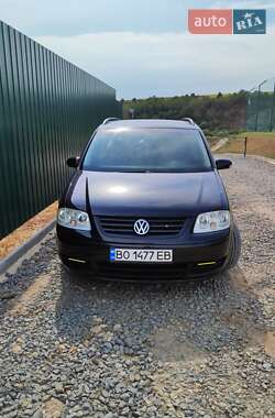 Минивэн Volkswagen Touran 2004 в Залещиках