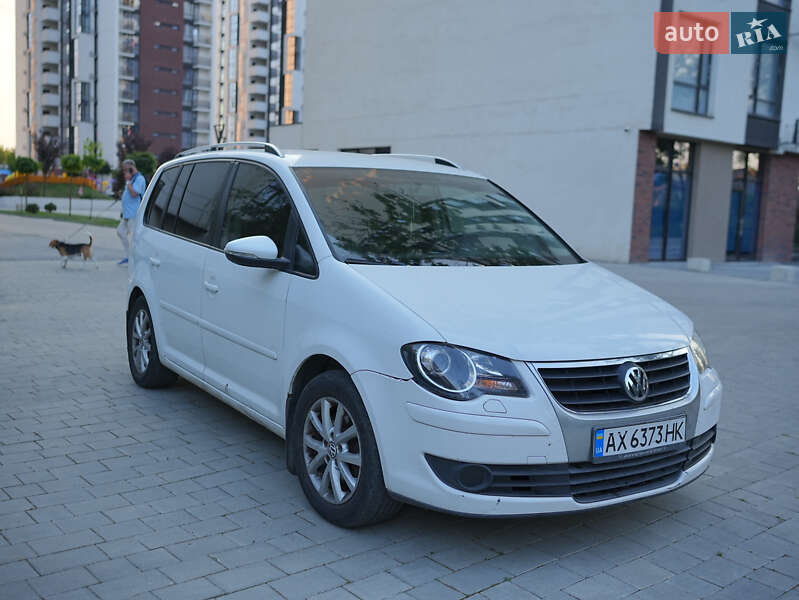 Volkswagen Touran 2009