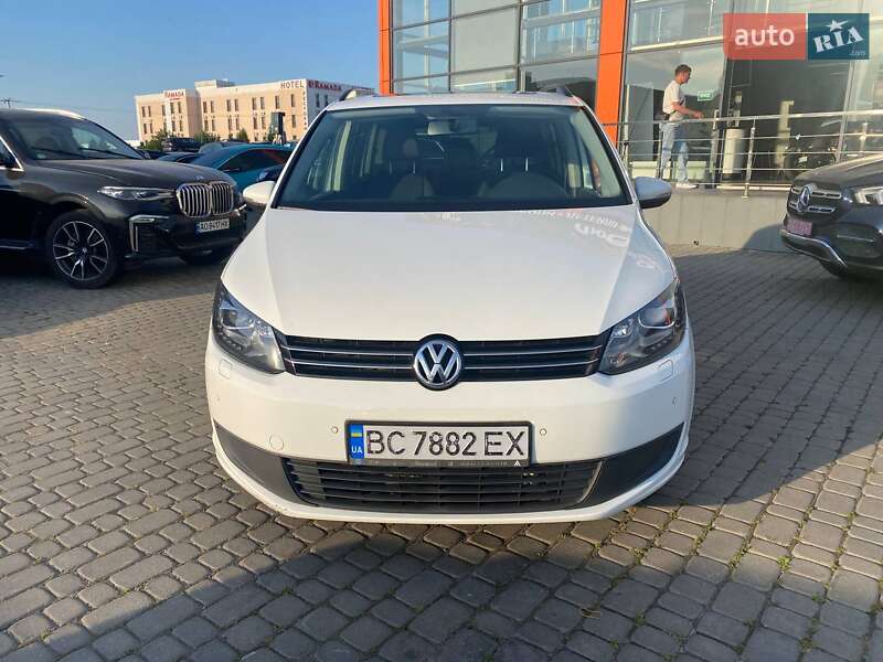 Мінівен Volkswagen Touran 2015 в Львові фото 2 Мінівен Volkswagen Touran 2015 в Львові