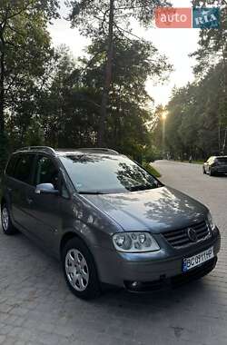 Минивэн Volkswagen Touran 2006 в Львове
