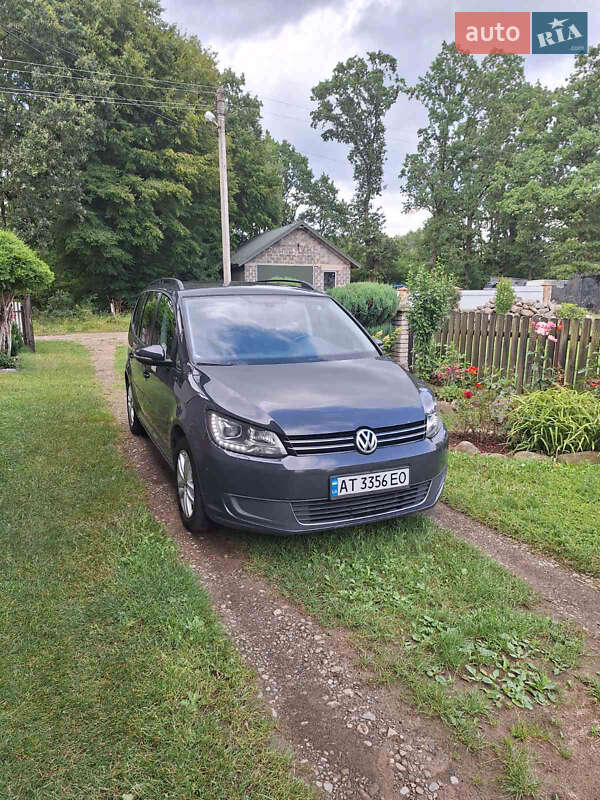 Volkswagen Touran 2015