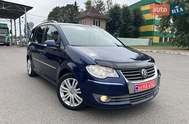 Минивэн Volkswagen Touran 2008 в Луцке