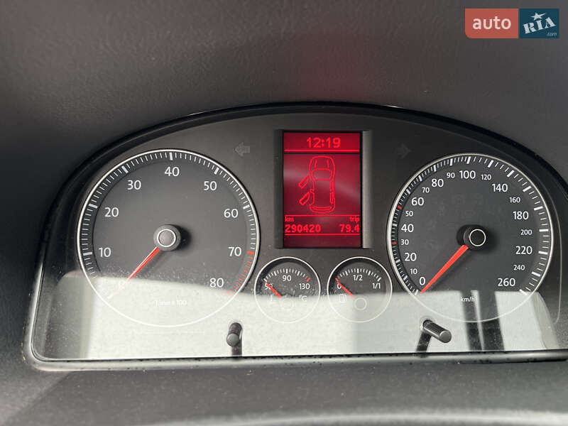 Минивэн Volkswagen Touran 2008 в Луцке