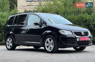 Мінівен Volkswagen Touran 2008 в Умані