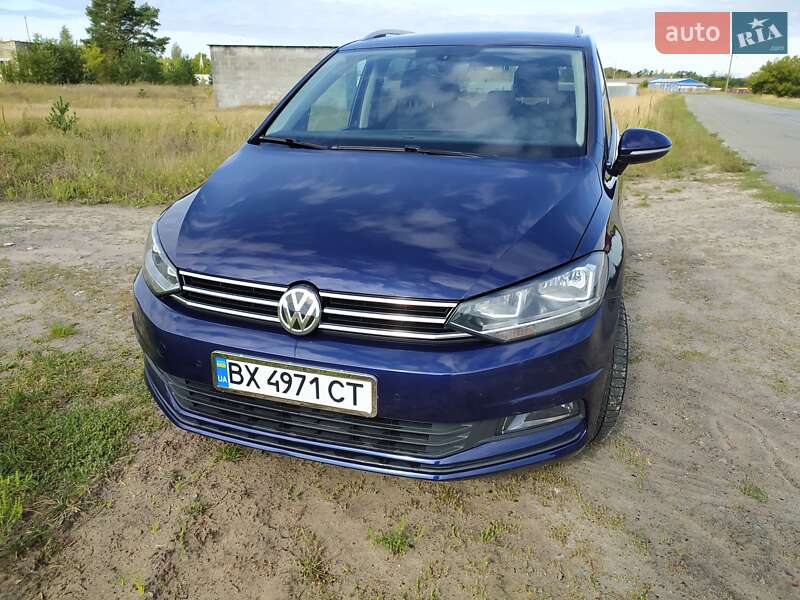 Volkswagen Touran 2016