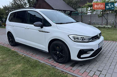 Микровэн Volkswagen Touran 2019 в 