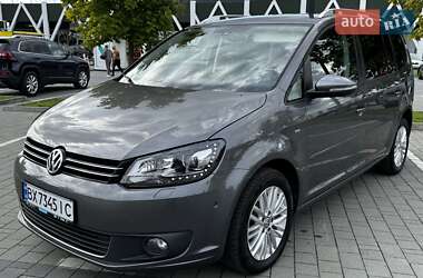 Минивэн Volkswagen Touran 2015 в 